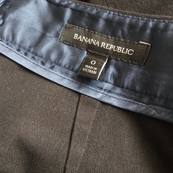 SALE Banana Republic pencil skirt gold detailing - Picture 3 of 3